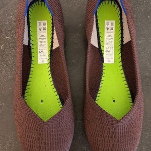 Size 9 Rothy flats brown